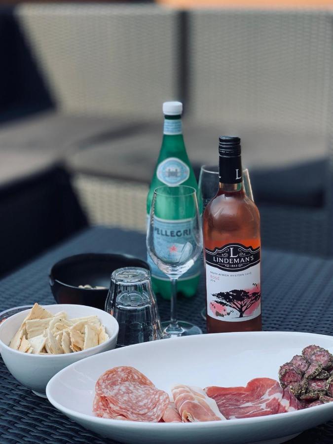 Апартаменти Loge 10 Free Parkingspot - Shippershouse With Kitchen And Bar Гронінген Екстер'єр фото
